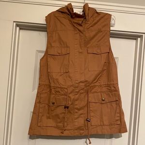 Love tree hooded vest